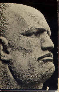 duce - 1934.jpg (59211 byte)