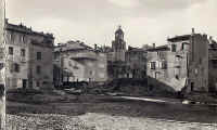 St. Tropez , Le vieille ville 1957.jpg (38302 byte)