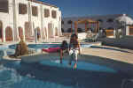 File0011.jpg (22758 byte)