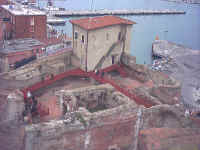 interno fortezza8.jpg (93812 byte)