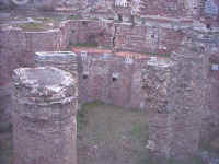 interno fortezza.jpg (68768 byte)