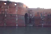 nuova_9.jpg (24975 byte)