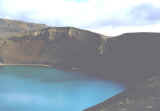 lago vulcanico.jpg (35697 byte)