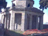 Vecchio Acquedotto 1.jpg (81993 byte)