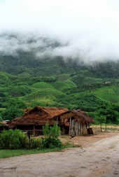 MONSOON IS ARRIVING.jpg (102664 byte)