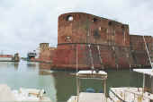 fortezza.jpg (25625 byte)