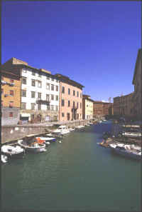 Fossi Rosciano_2.jpg (28733 byte)
