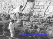 MOB PUL.jpg (50805 byte)