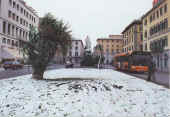 p.zza cavour.jpg (51568 byte)
