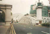 ponte.jpg (27097 byte)
